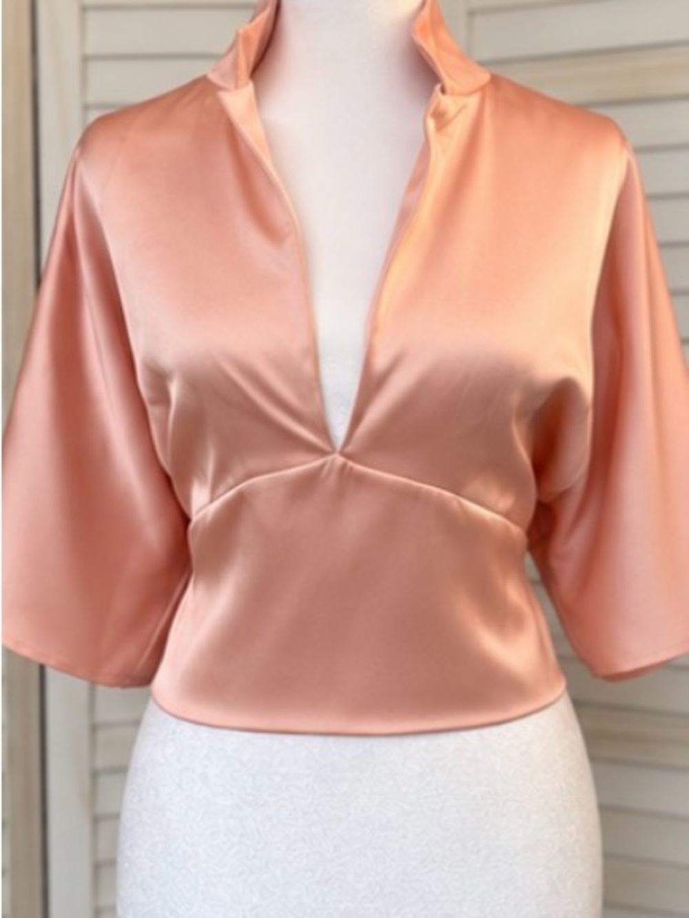 Zara Peach Satin Cropped V-Neck Top